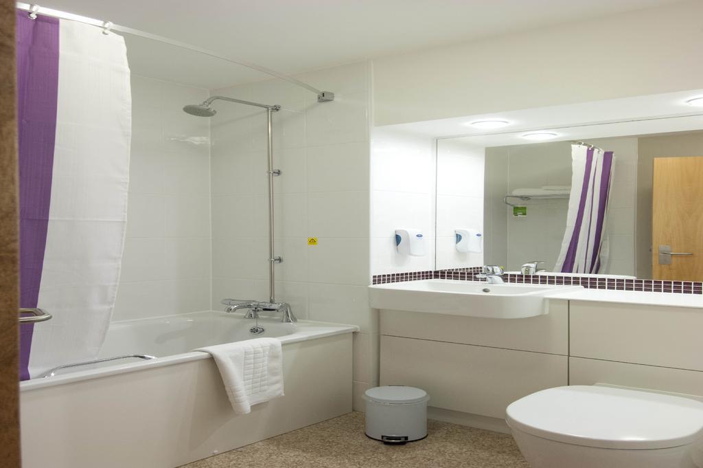 Premier Inn London Southwark - Tate Modern Номер фото